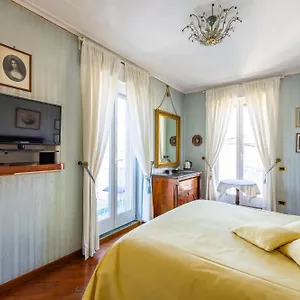 La Casa Di Bruno Neapel